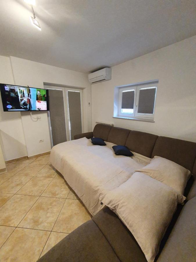 Apartma Maja, Mateja Capodistria Esterno foto
